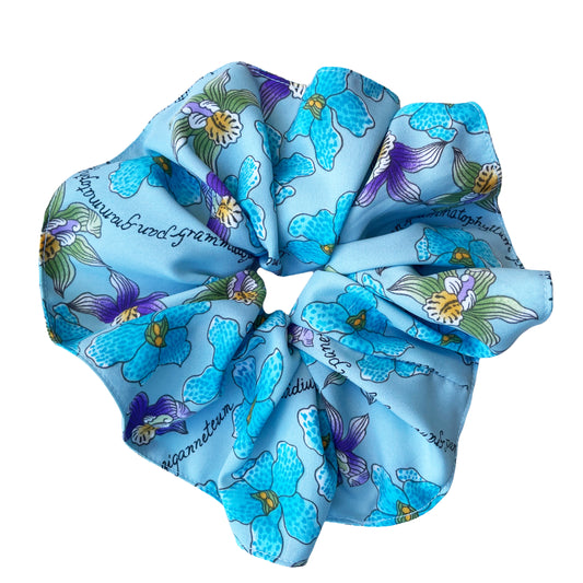 BLOOM SCRUNCHIE | ORCHID SKY